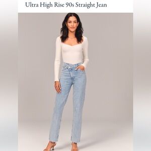Abercrombie Ultra High Rise 90s Straight Jean